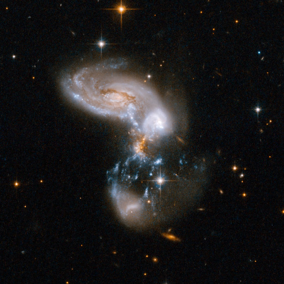 Галактики Zw II 96