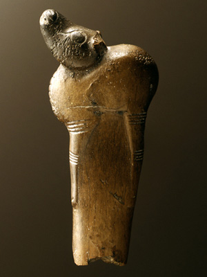 Костяная рукоятка с фигурой животного. Натуфийская культура. Фото с сайта www.english.imjnet.org.il
