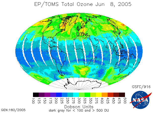 Концентрация озона в атмосфере 8 июня 2005 года по данным спутникового спектрометра TOMS (изображение с сайта jwocky.gsfc.nasa.gov)
