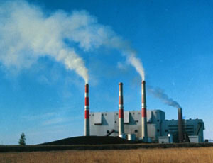 Электростанции, работающие на обычном угле, пока приносят больше вреда, чем пользы (фото с сайта www.saskmining.ca)