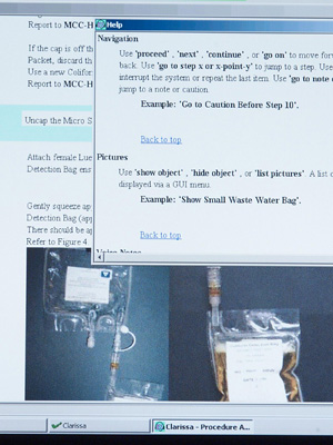 На экране: Кларисса выполняет анализ питьевой воды (фото с сайта www.nasa.gov)